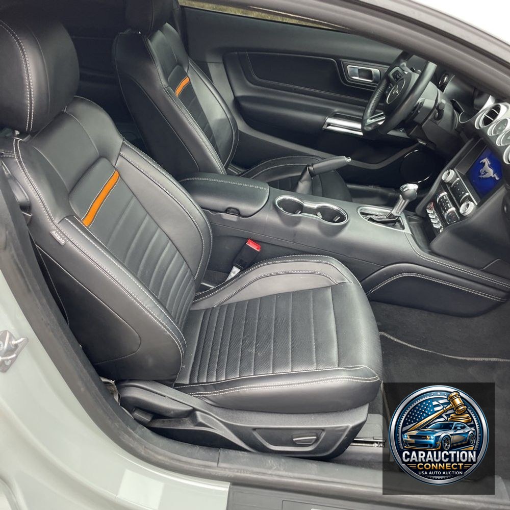 2022 Ford Mustang Mach 1
