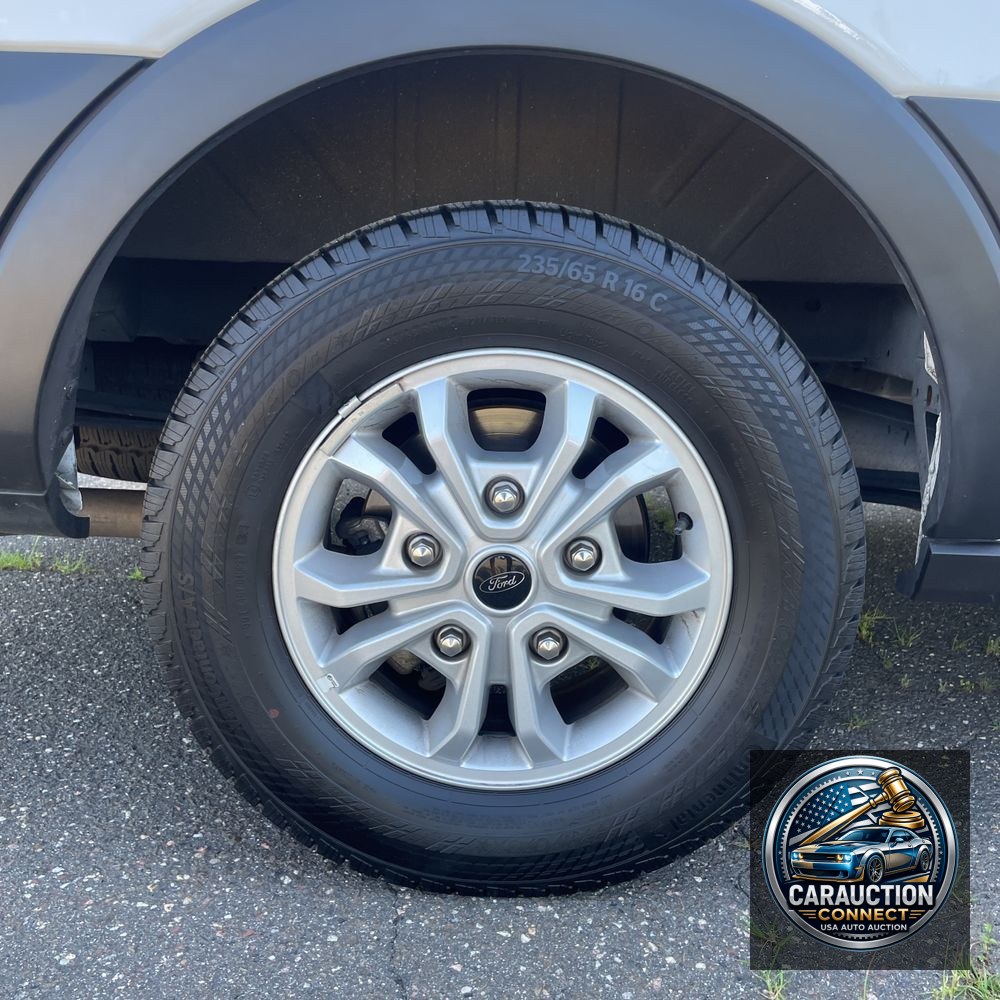 2024 Ford Transit 350 XLT