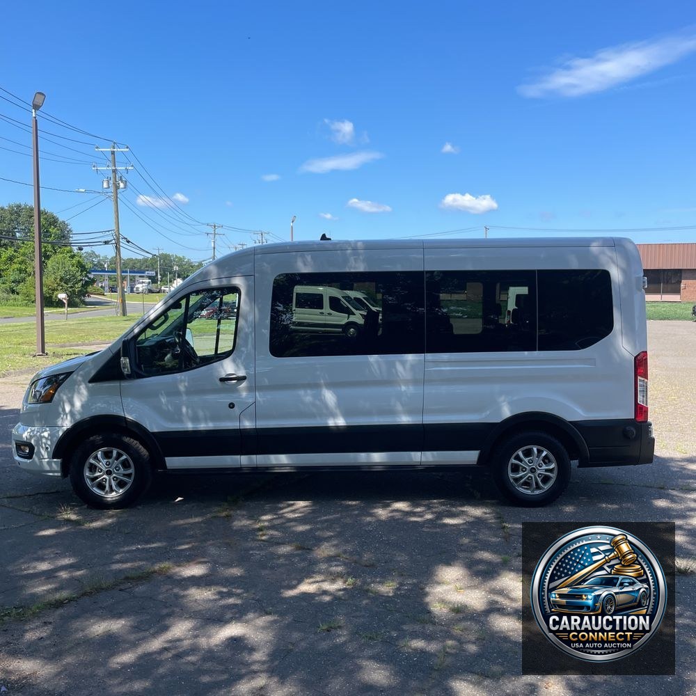 2024 Ford Transit 350 XLT