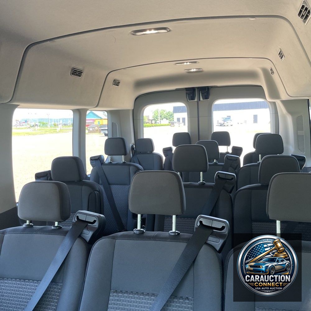 2024 Ford Transit 350 XLT