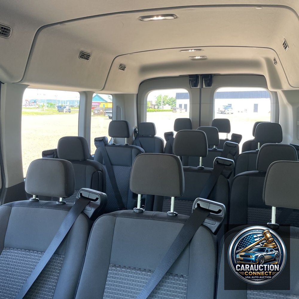 2024 Ford Transit 350 XLT