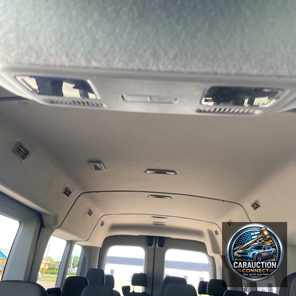 2024 Ford Transit 350 XLT