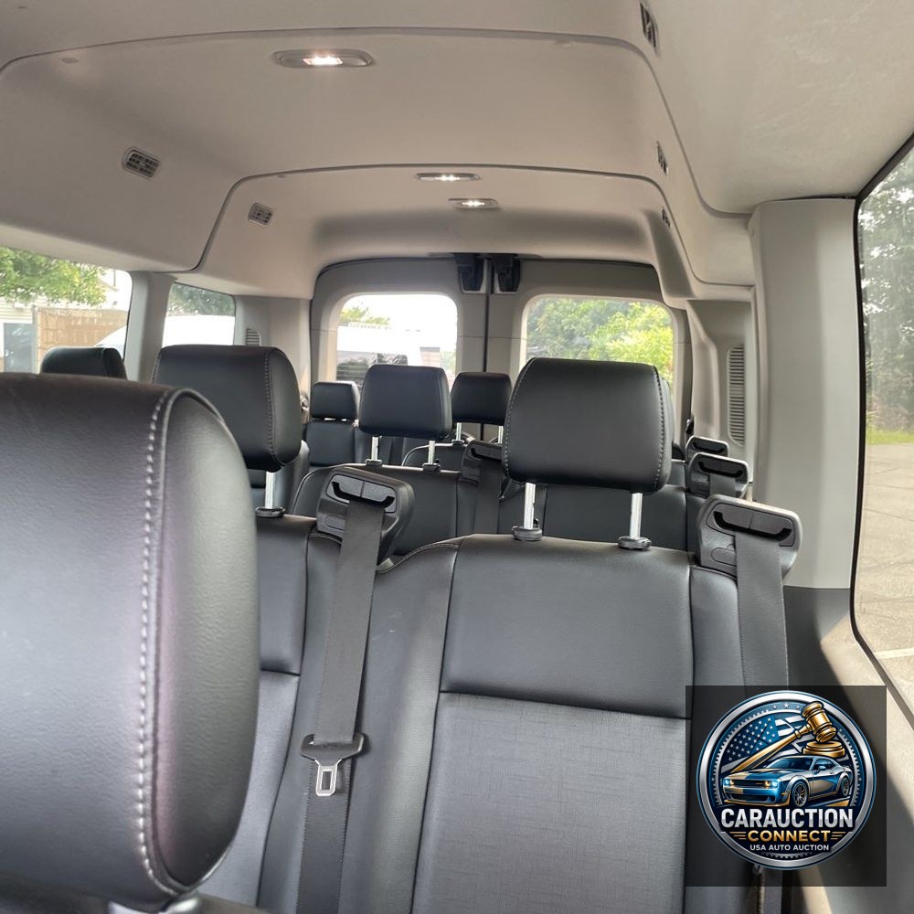 2024 Ford Transit 350 XL