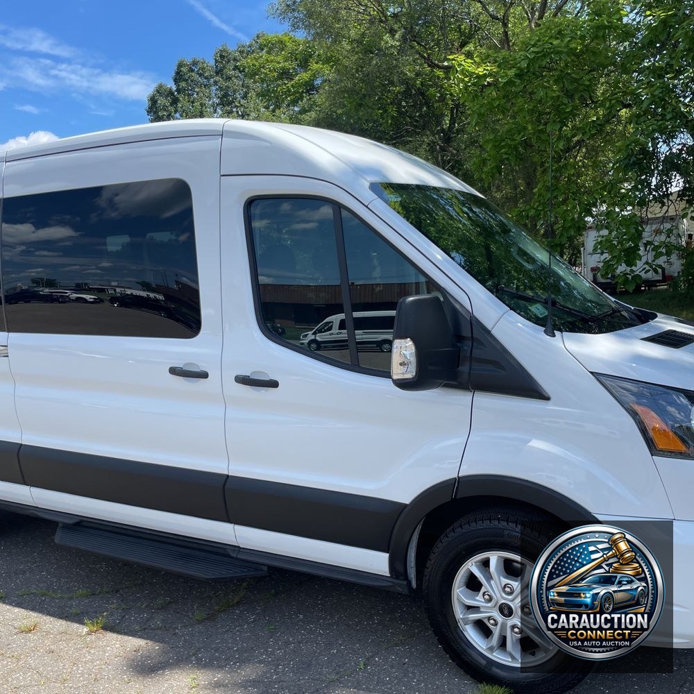 2024 Ford Transit 350 XLT
