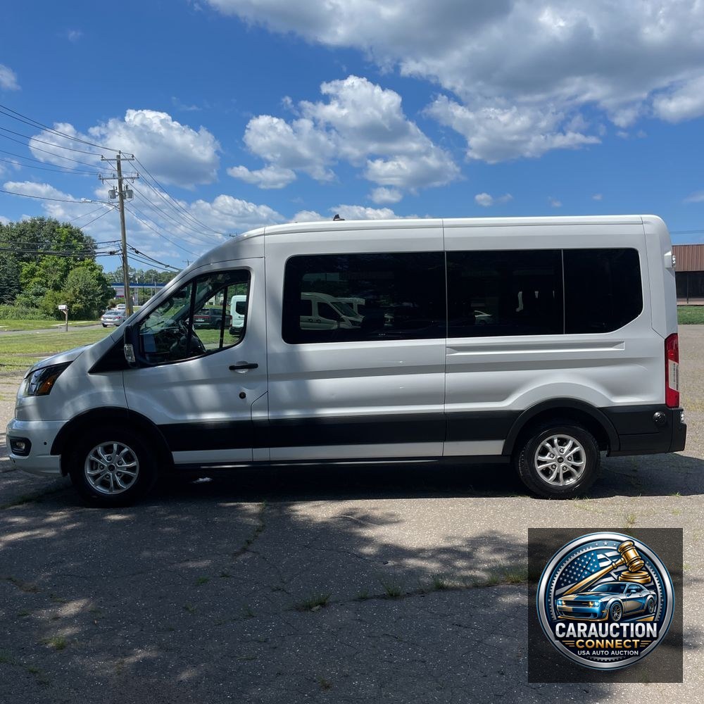 2024 Ford Transit 350 XLT