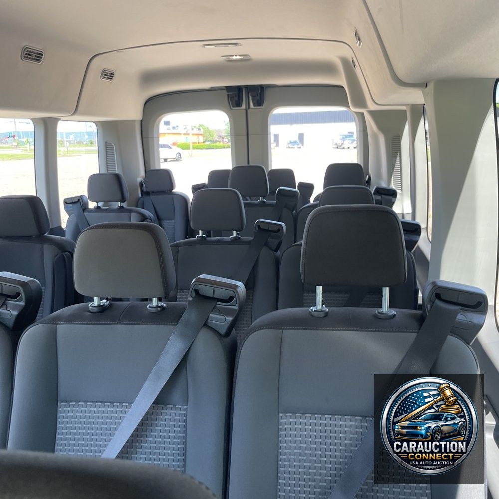 2024 Ford Transit 350 XLT