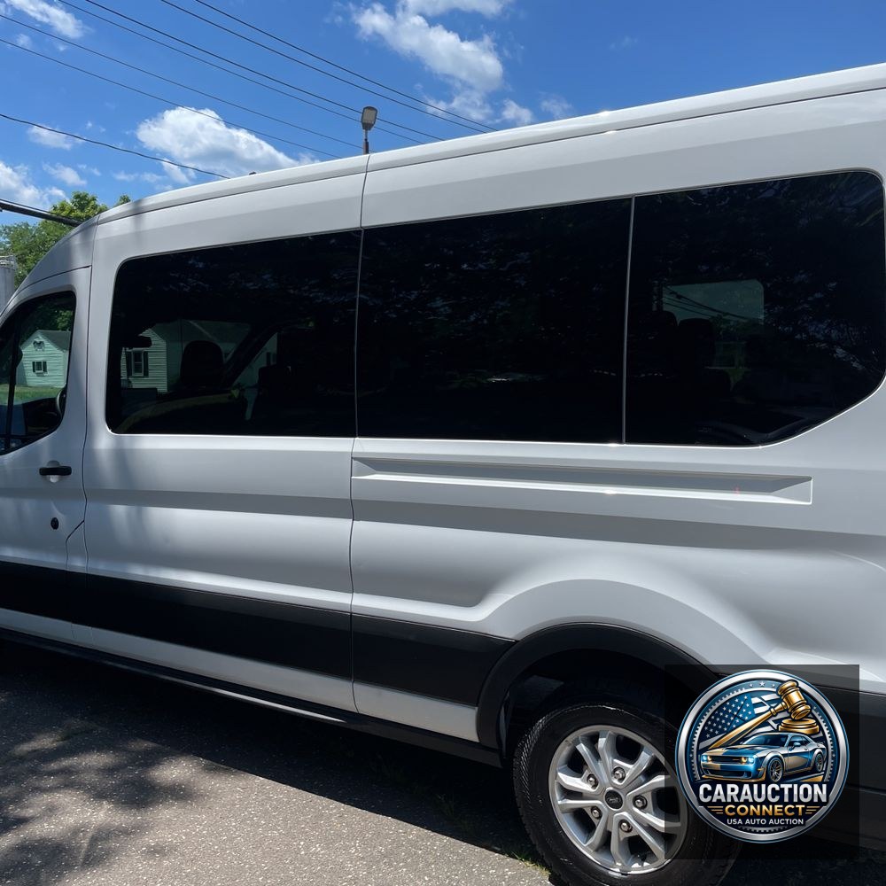 2024 Ford Transit 350 XLT