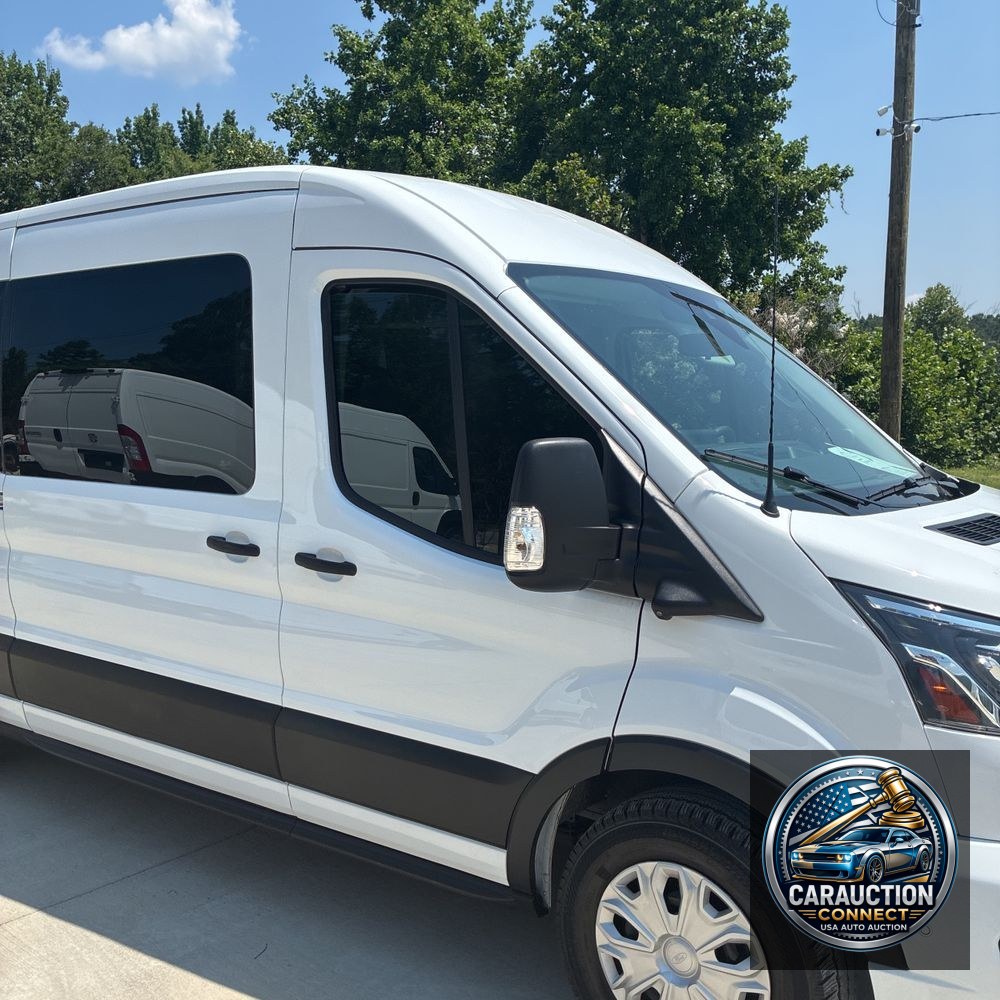 2023 Ford Transit 350 XLT