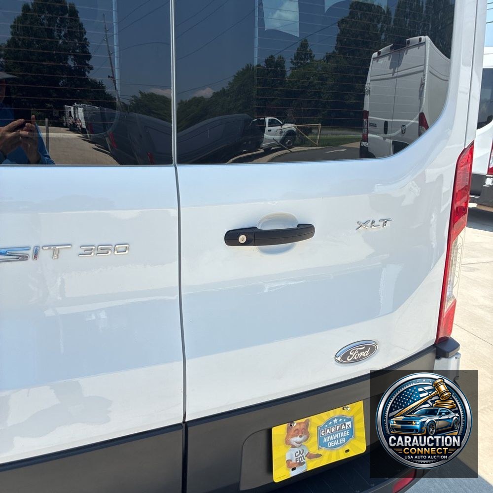 2023 Ford Transit 350 XLT