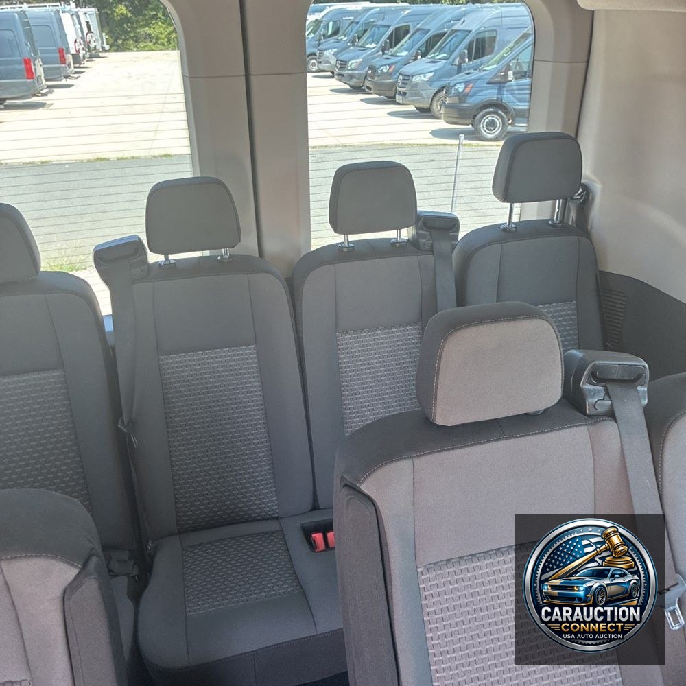 2023 Ford Transit 350 XLT