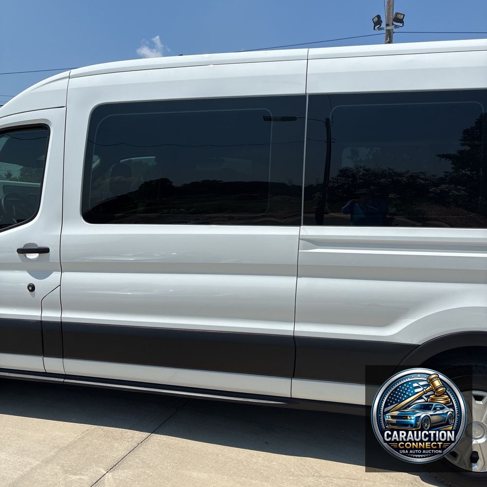 2023 Ford Transit 350 XLT