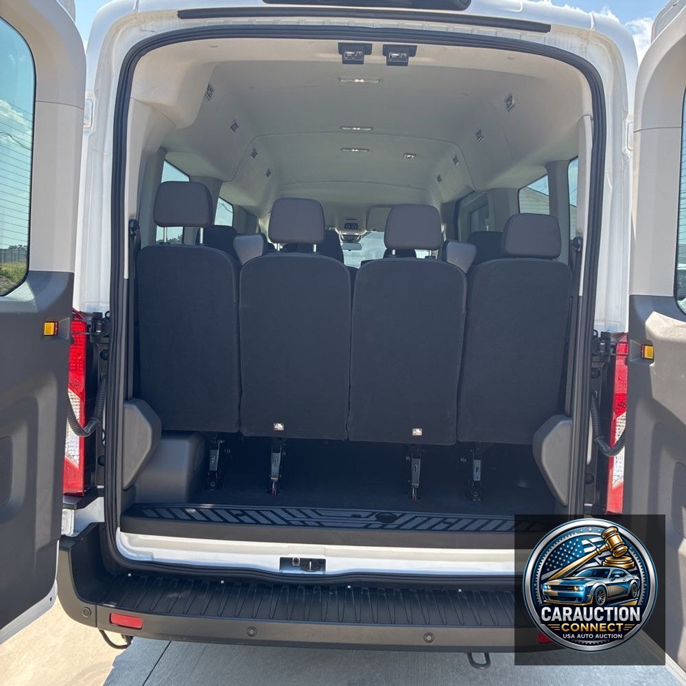 2023 Ford Transit 350 XLT