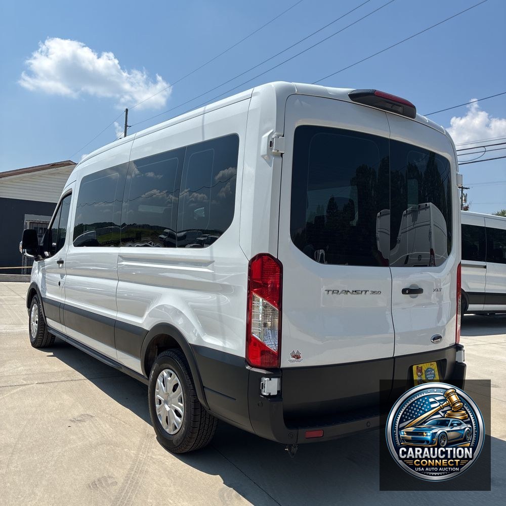 2023 Ford Transit 350 XLT