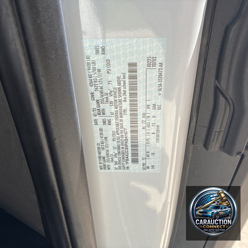 2023 Ford Transit 350 XLT