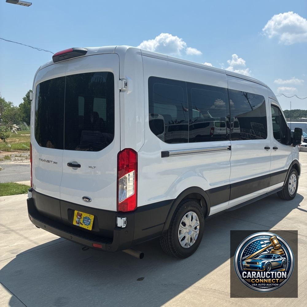 2023 Ford Transit 350 XLT