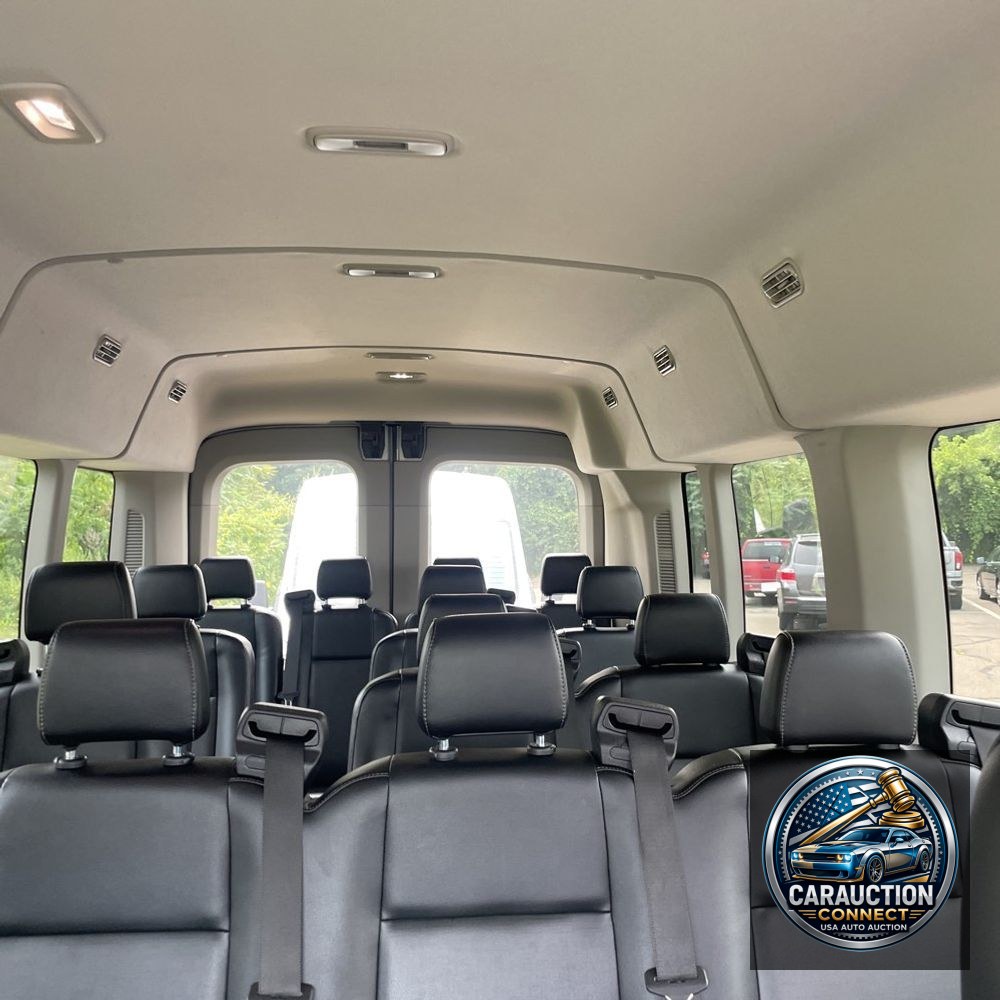 2024 Ford Transit 350 XL