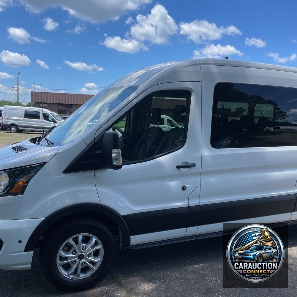 2024 Ford Transit 350 XLT