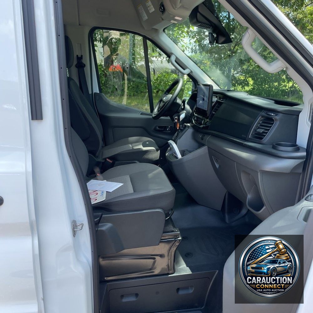 2024 Ford Transit 350 XLT