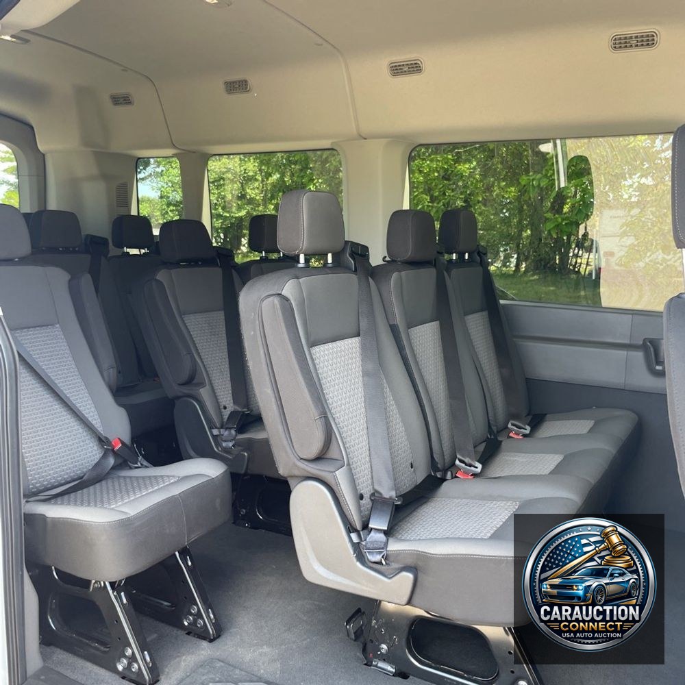 2024 Ford Transit 350 XLT