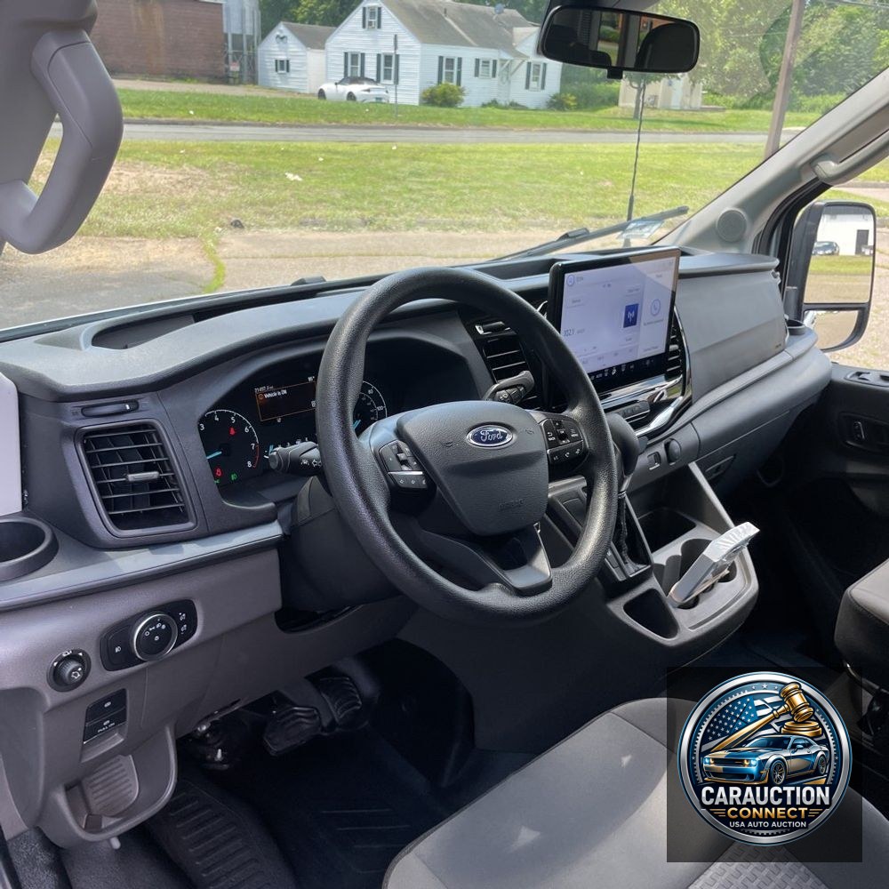 2024 Ford Transit 350 XLT