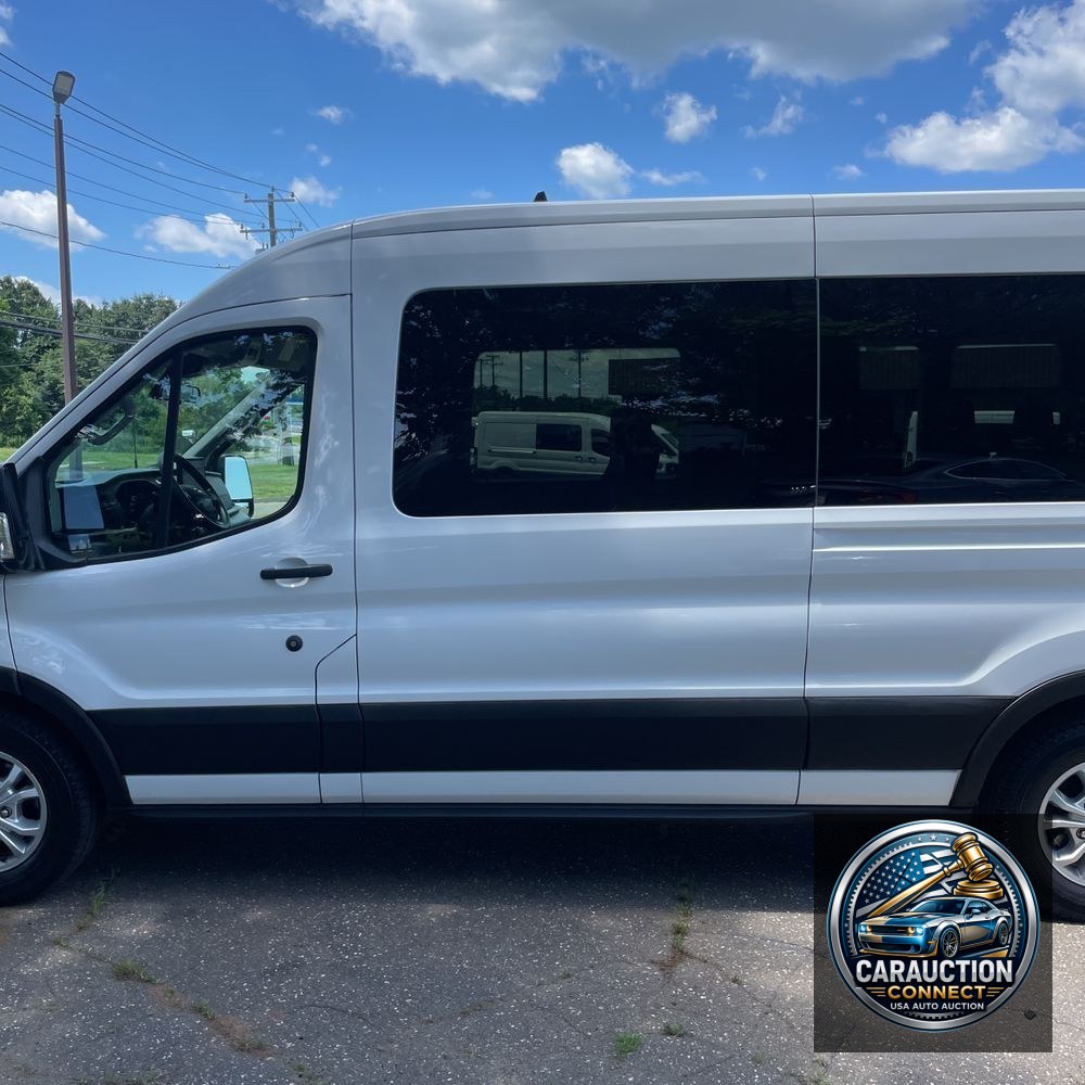 2024 Ford Transit 350 XLT
