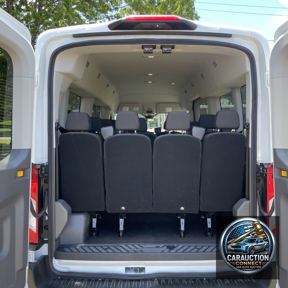 2024 Ford Transit 350 XLT
