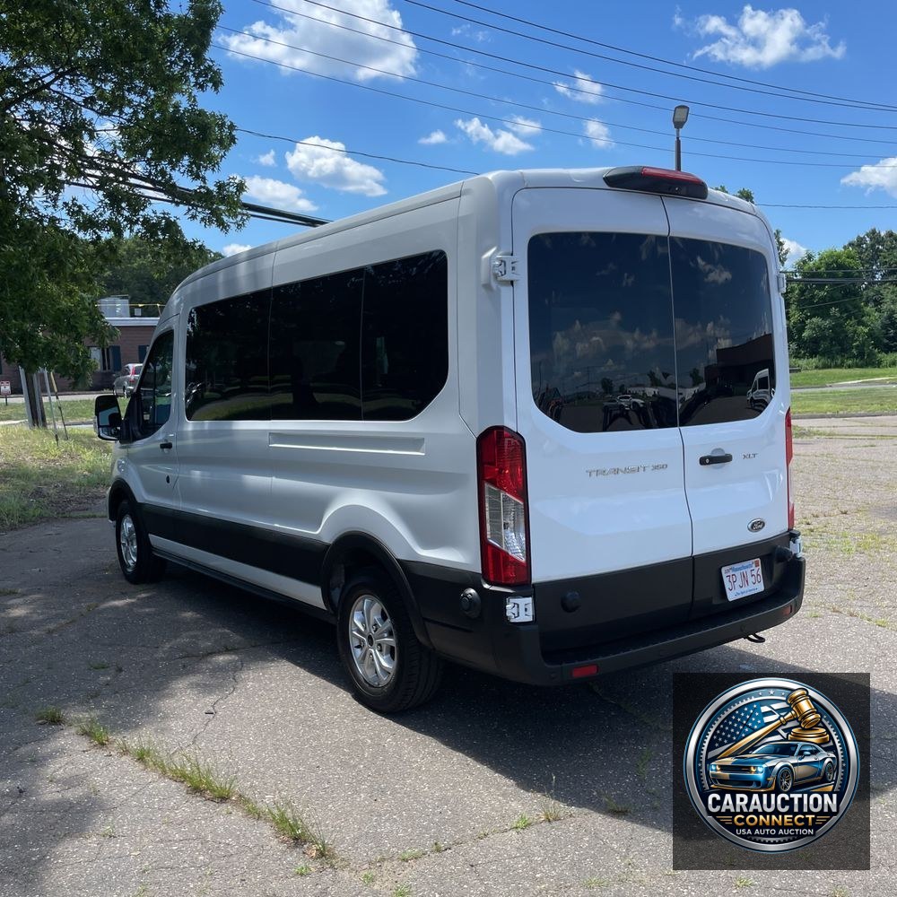 2024 Ford Transit 350 XLT