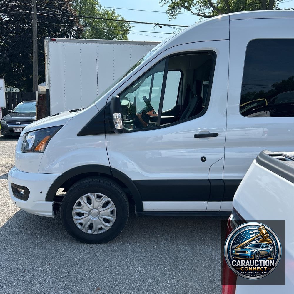 2024 Ford Transit 350 XLT