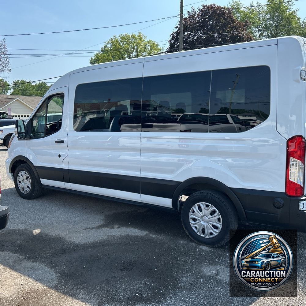 2024 Ford Transit 350 XLT