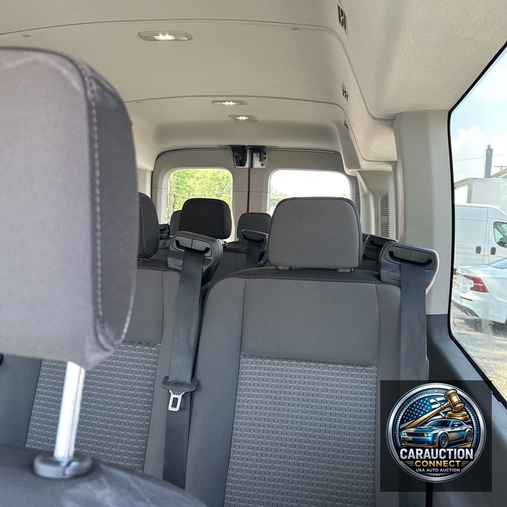 2024 Ford Transit 350 XLT