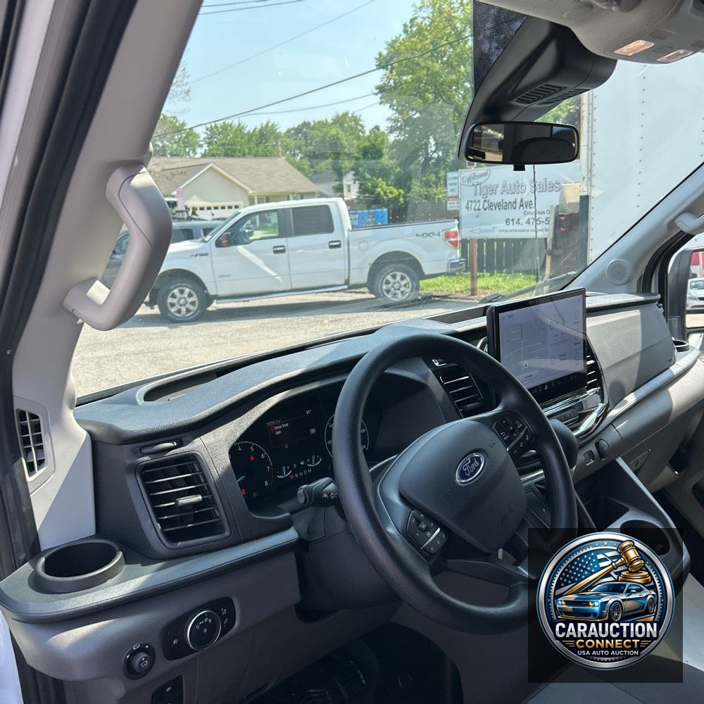 2024 Ford Transit 350 XLT