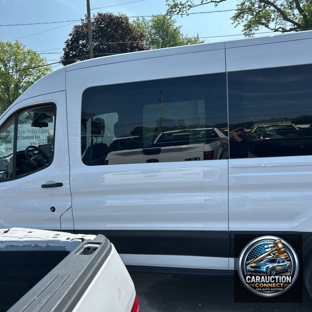2024 Ford Transit 350 XLT