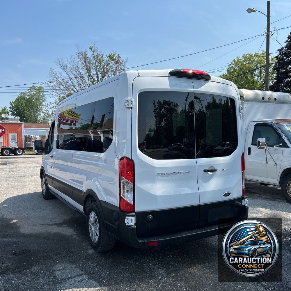 2024 Ford Transit 350 XLT
