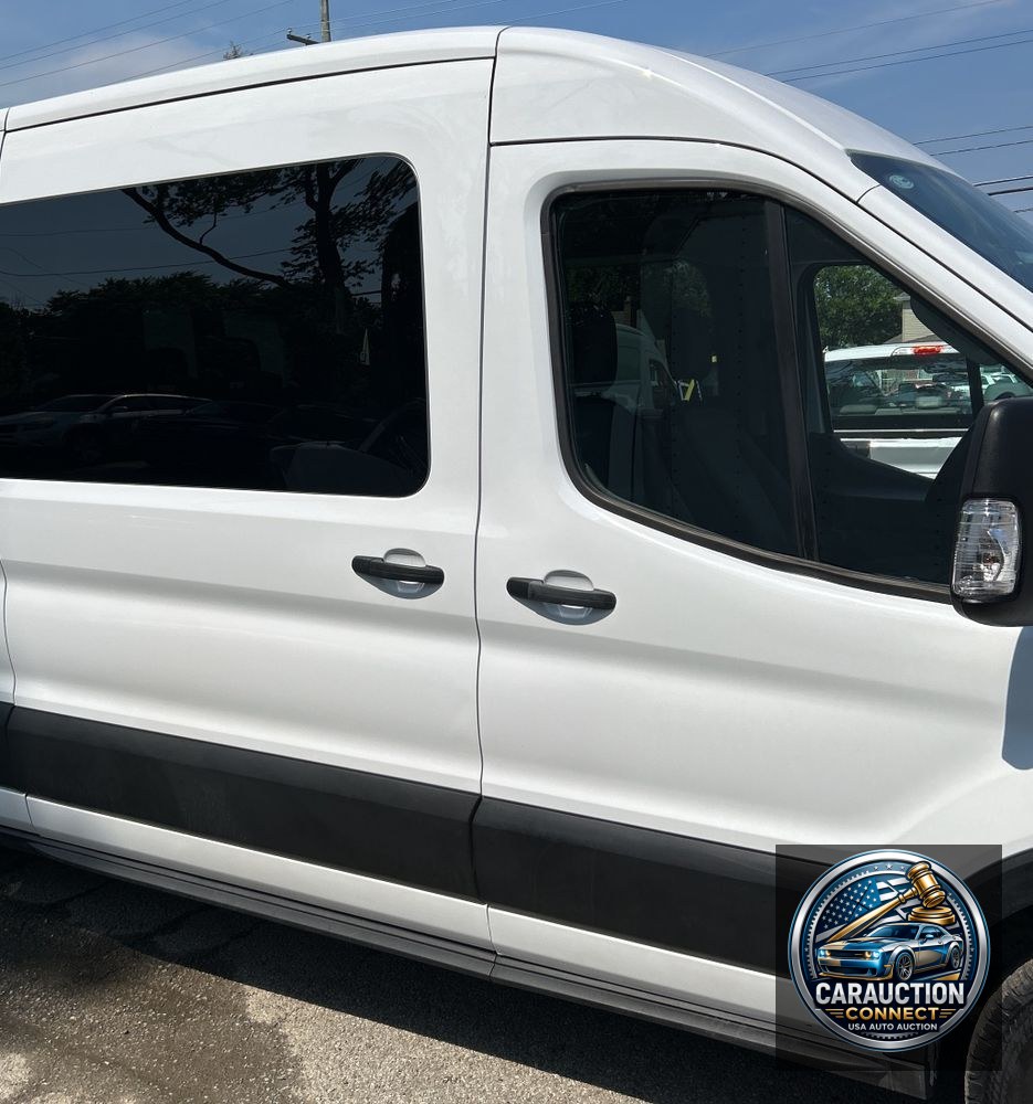 2024 Ford Transit 350 XLT