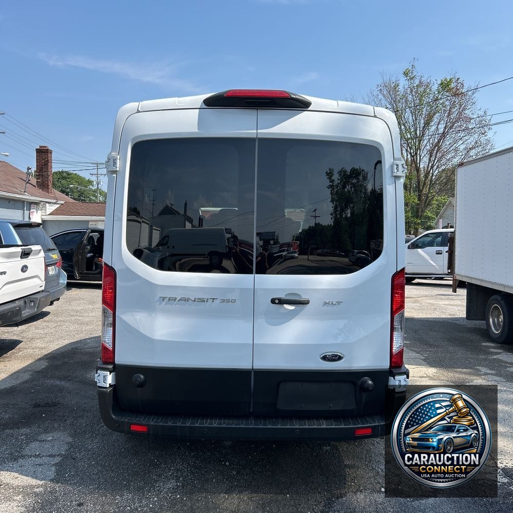 2024 Ford Transit 350 XLT
