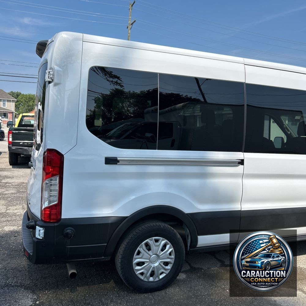 2024 Ford Transit 350 XLT