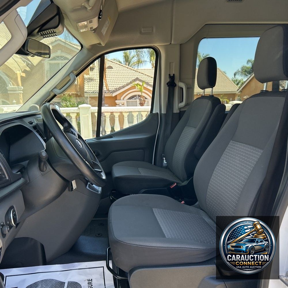 2022 Ford Transit 350 XLT