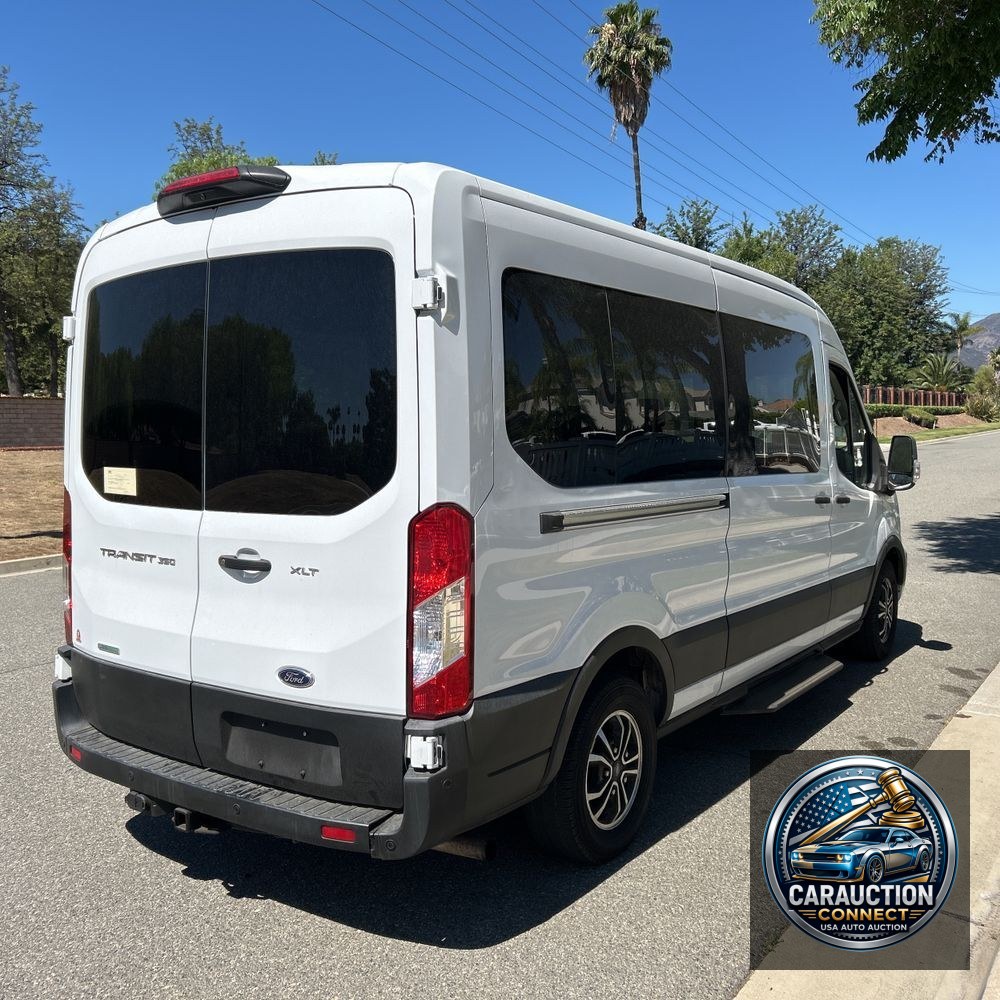 2022 Ford Transit 350 XLT