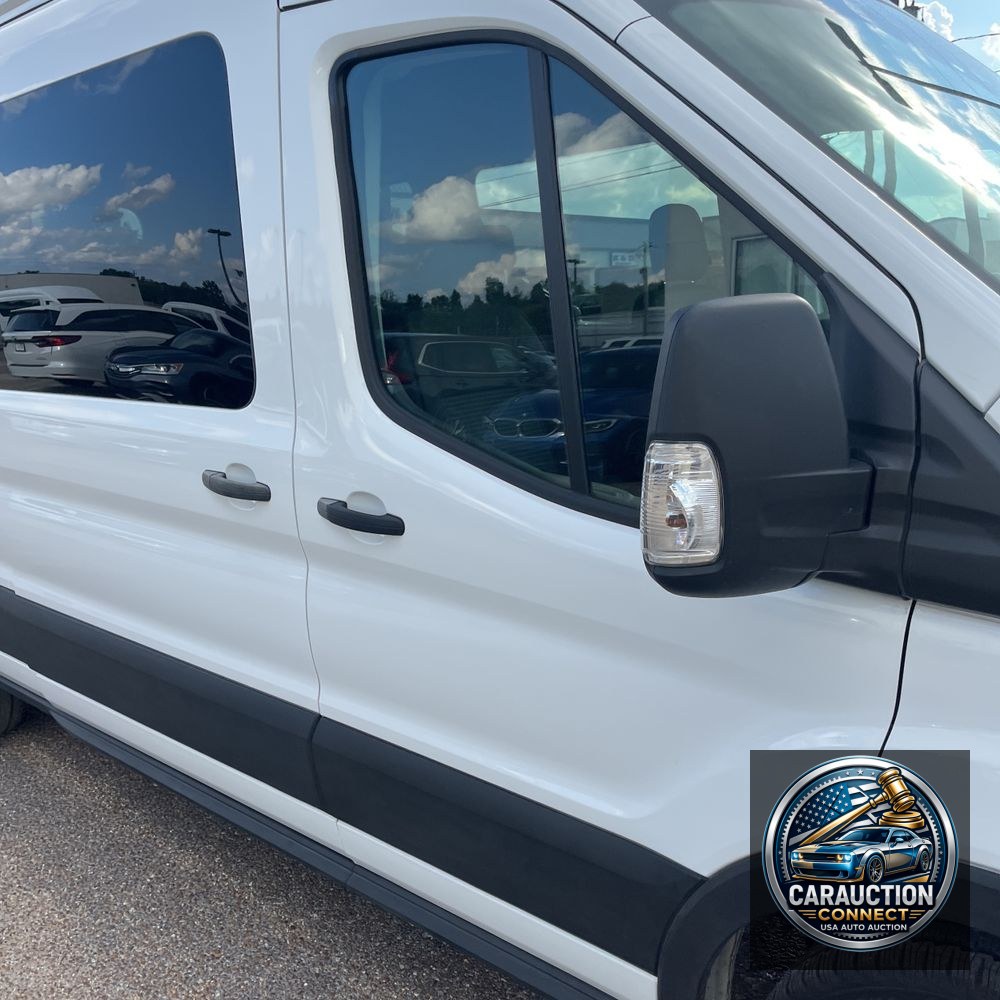 2024 Ford Transit 350 XLT