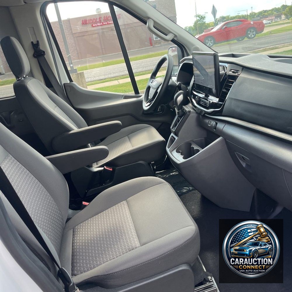 2024 Ford Transit 350 XLT