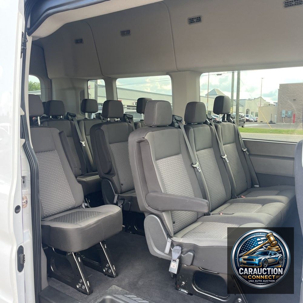 2024 Ford Transit 350 XLT