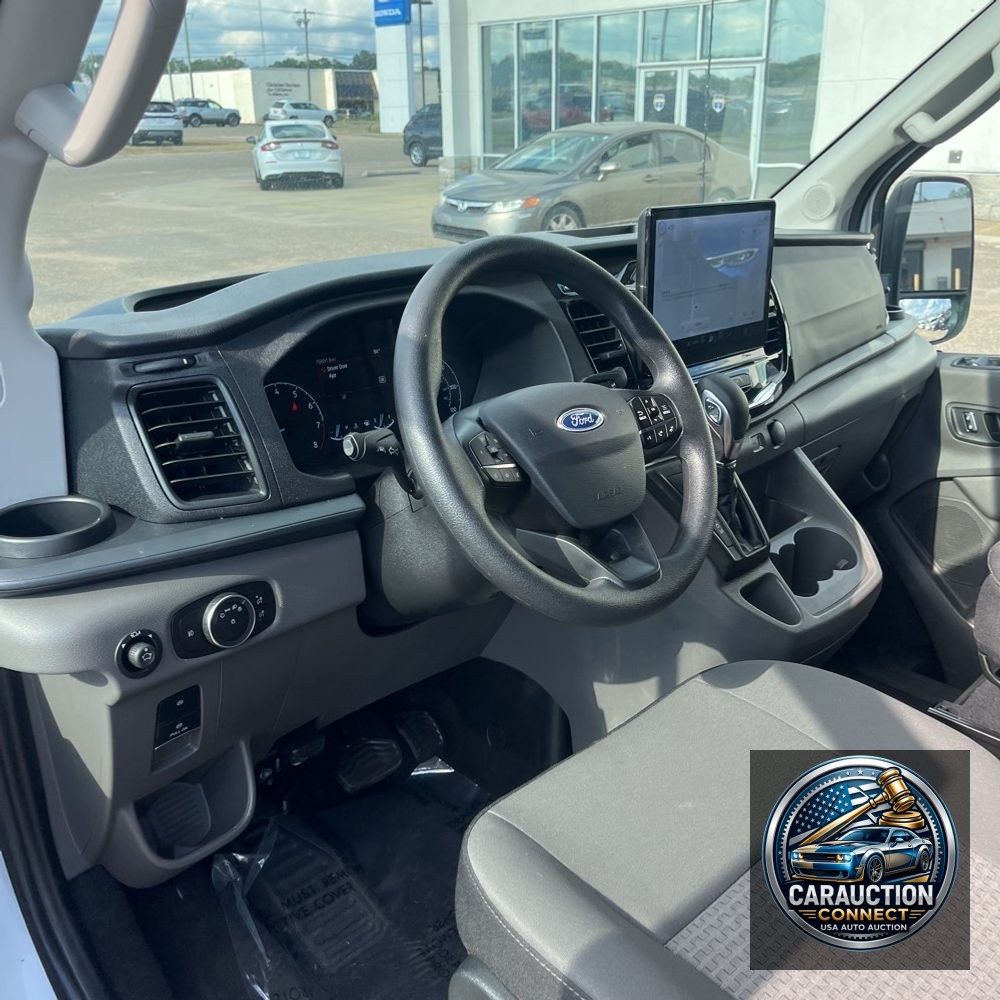 2024 Ford Transit 350 XLT