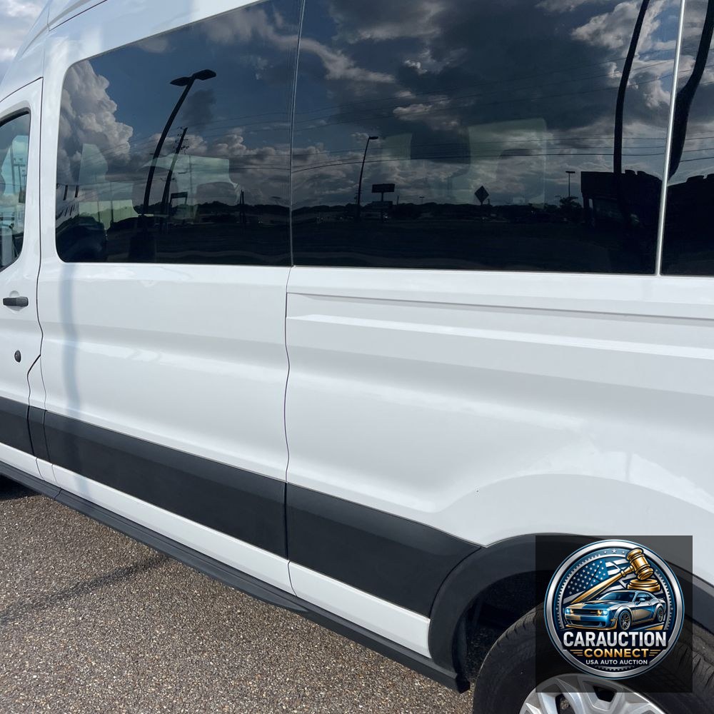 2024 Ford Transit 350 XLT