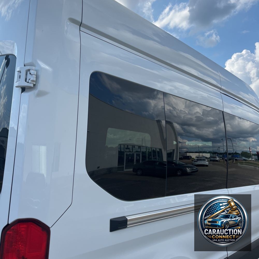 2024 Ford Transit 350 XLT