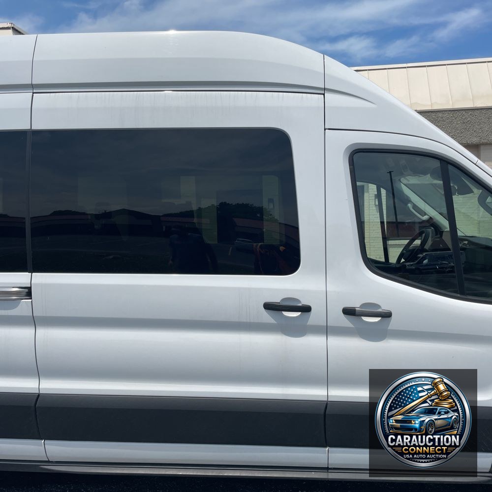 2024 Ford Transit 350 XLT
