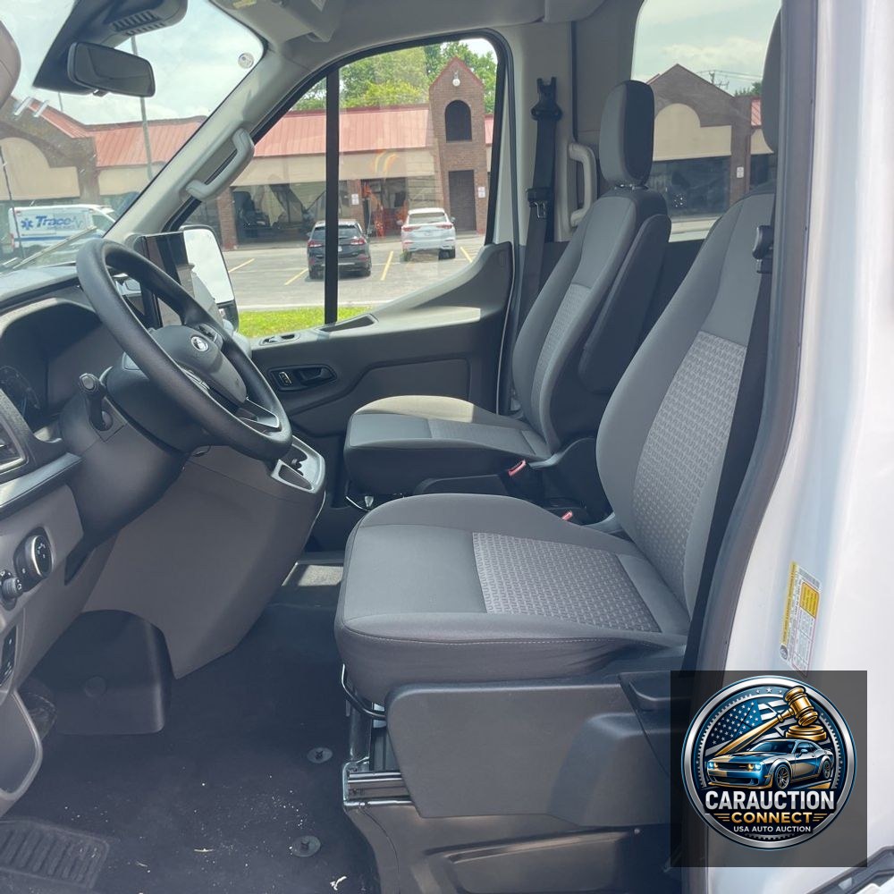2024 Ford Transit 350 XLT