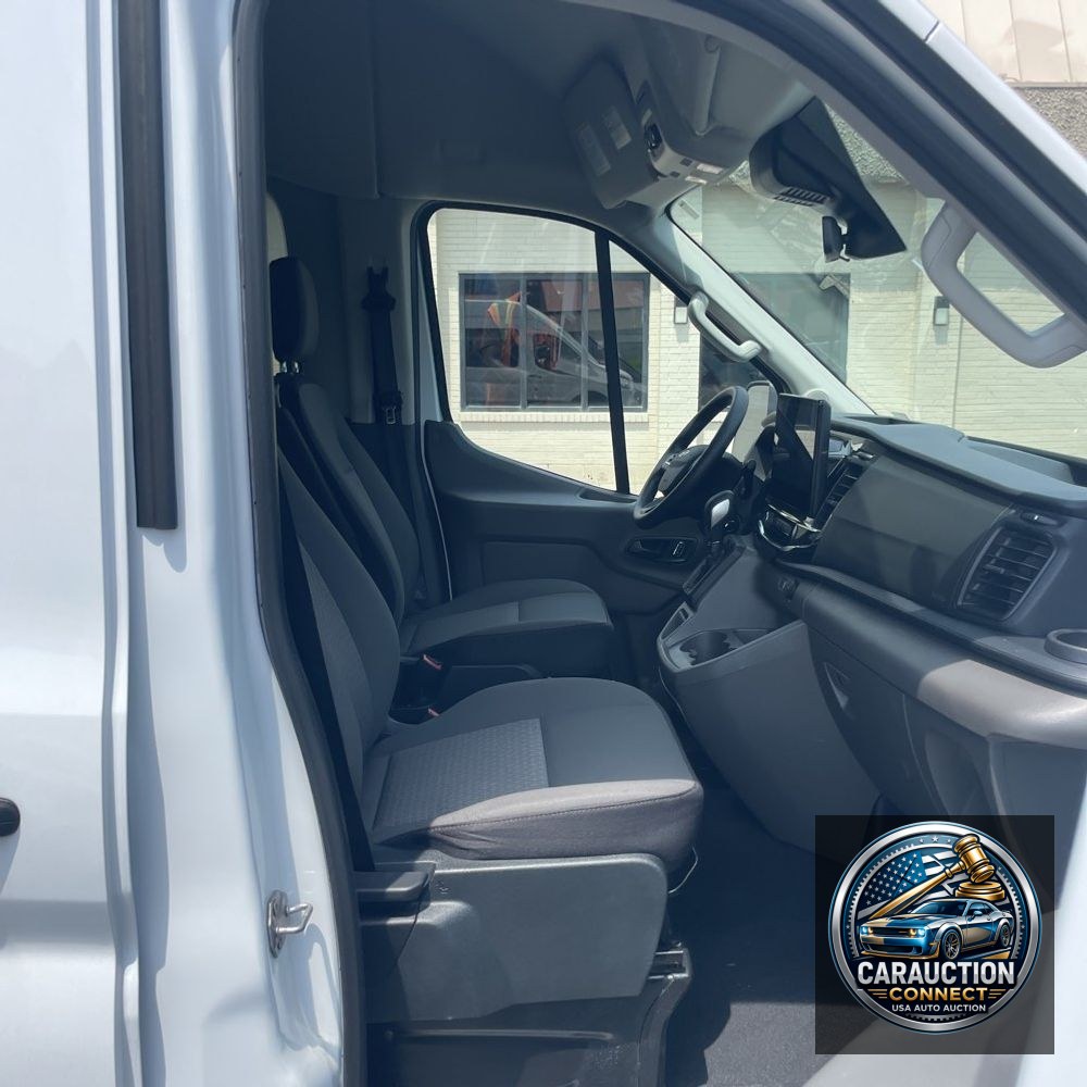 2024 Ford Transit 350 XLT