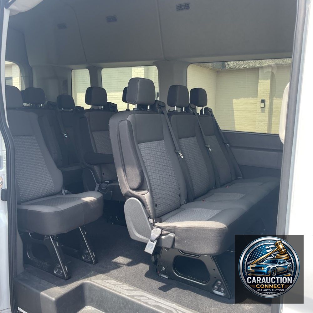 2024 Ford Transit 350 XLT