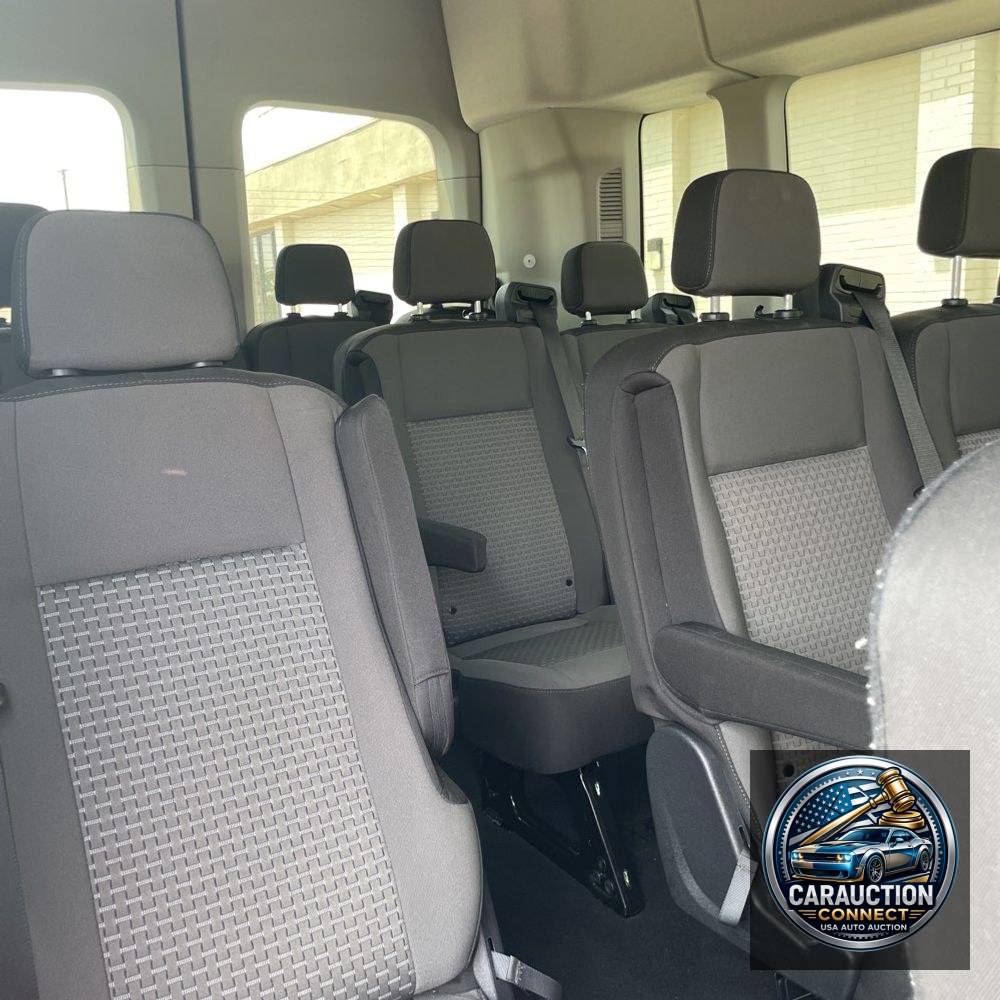 2024 Ford Transit 350 XLT