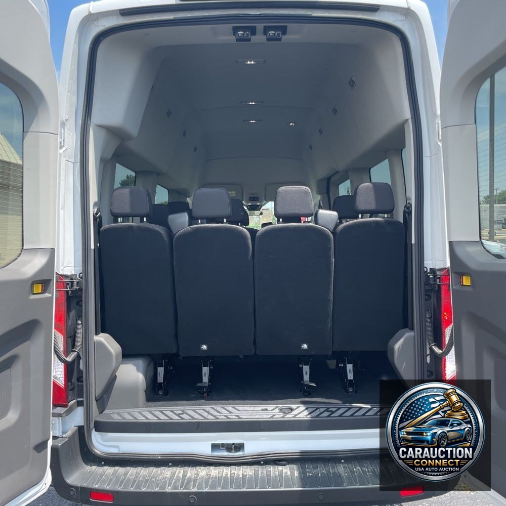 2024 Ford Transit 350 XLT